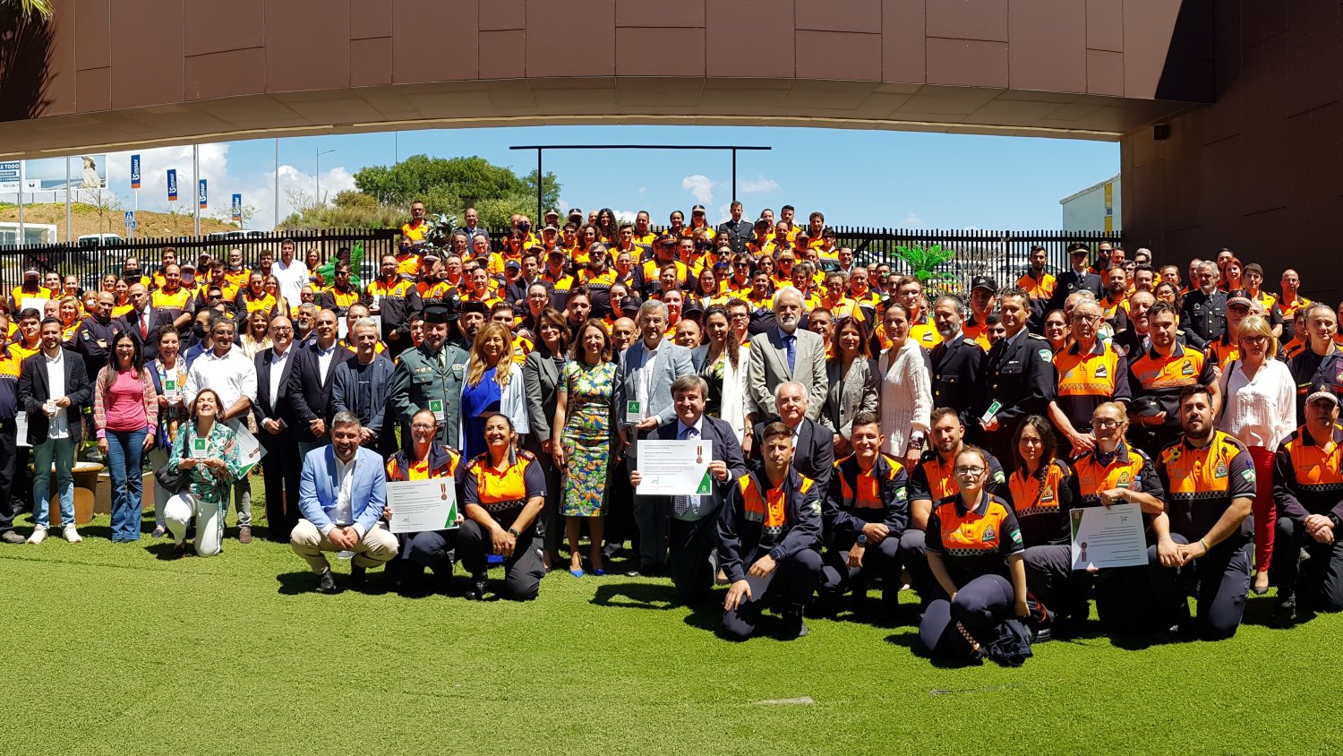 La Junta entrega la Medalla al Mérito de Protección Civil a las Agrupaciones Locales del Voluntariado de Málaga