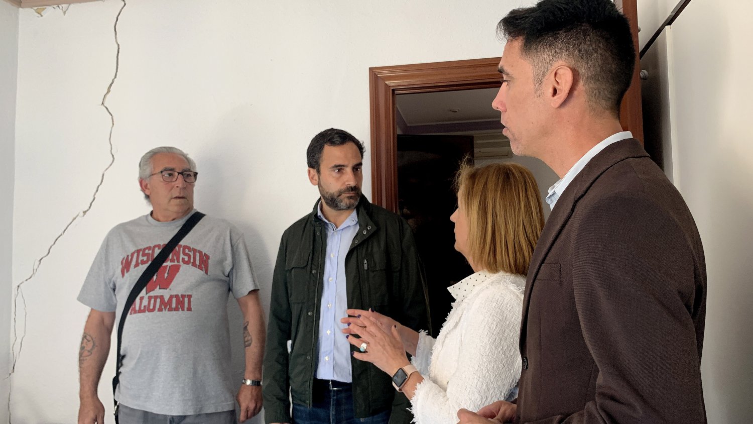 Pérez exige a De la Torre actuar en Haza Cuevas de manera urgente ante los desprendimientos