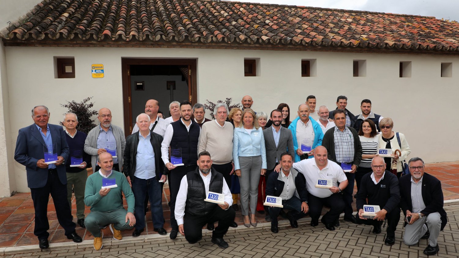 El Ayuntamiento de Marbella rinde homenaje al sector del taxi