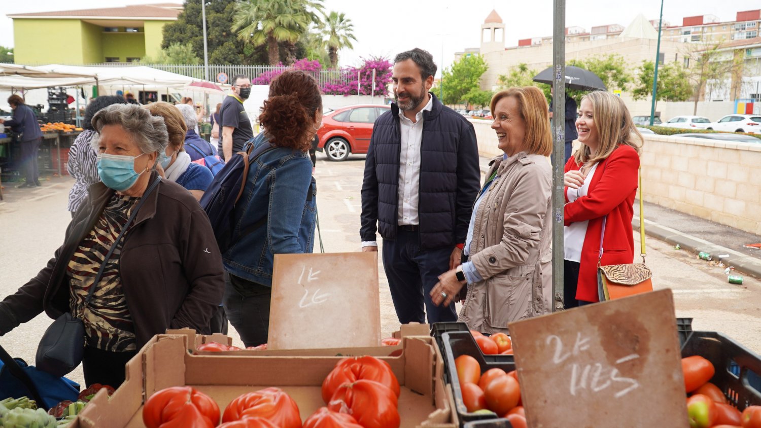 PSOE propone convertir a los mercadillos en zonas de contaminación cero