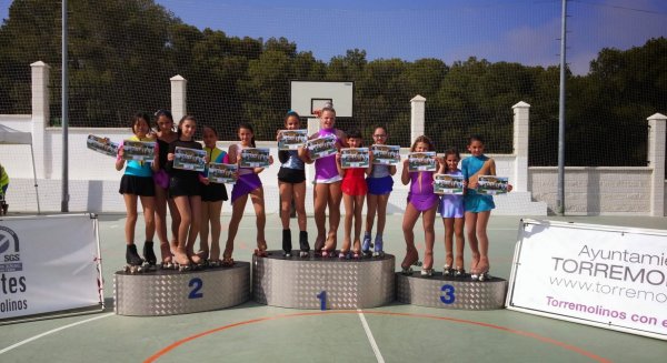 Un centenar de patinadoras participan en la primera jornada de los Juegos Deportivos Municipales