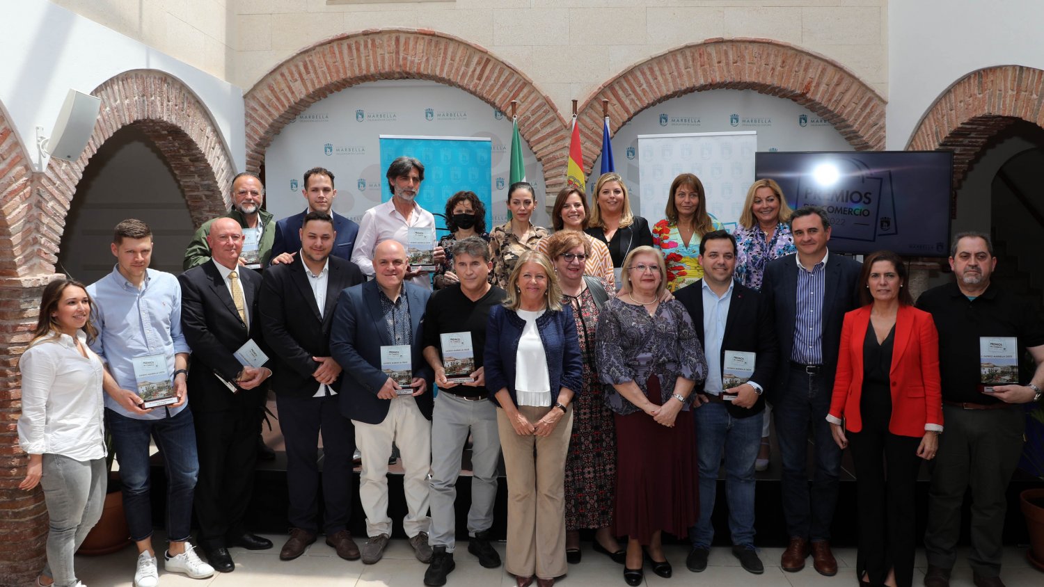 Marbella distingue a 13 establecimientos del Distrito Oeste por “su esfuerzo durante la pandemia”
