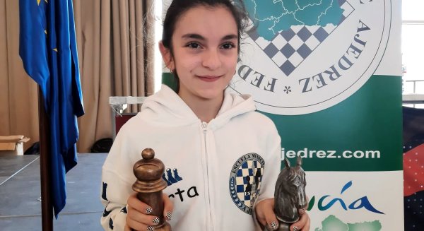 Marta Camacho Valadez logra dos victorias en el Campeonato de Andalucía de Ajedrez de Menores