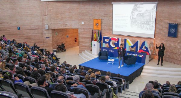 UMA.- Nieves Concostrina: “La Historia no es aburrida, pero se han encargado de que no nos interese”