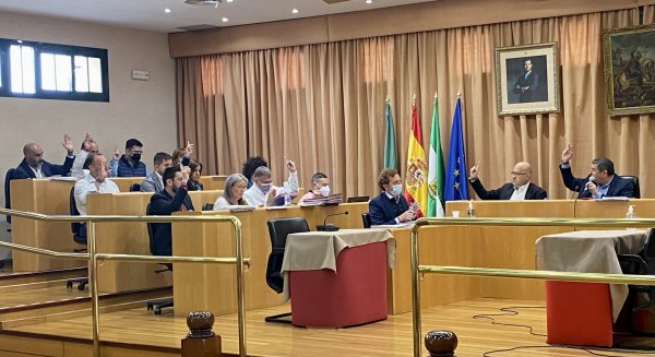 Vélez aprueba destinar 235.555 euros para reparar los daños del litoral tras el temporal