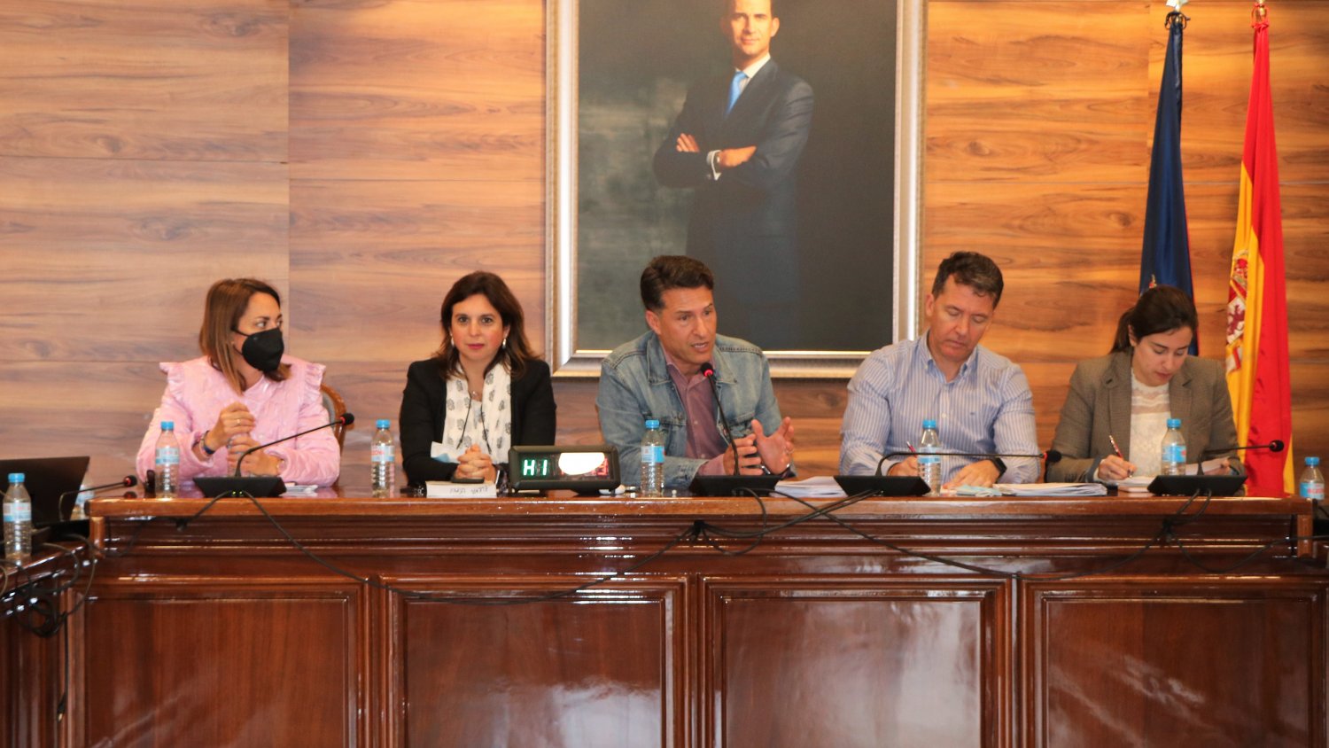 Torrox evita subir el agua mediante un acuerdo de prórroga con Aqualia