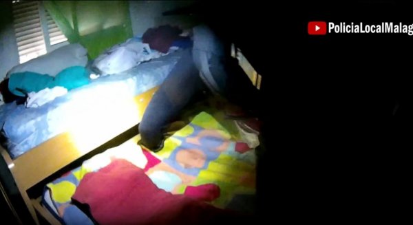 La Policía Local detiene a un fugitivo con varias causas penales pendientes