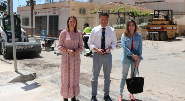 Torrox inicia la primera fase del nuevo plan de asfaltado en El Morche