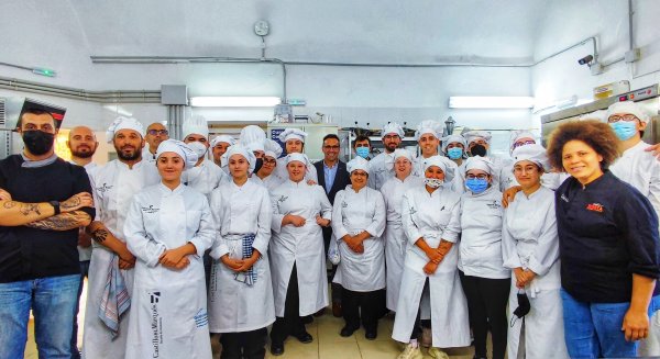 El Boquerón Victoriano llega a las cocinas de las Escuelas de Hostelería