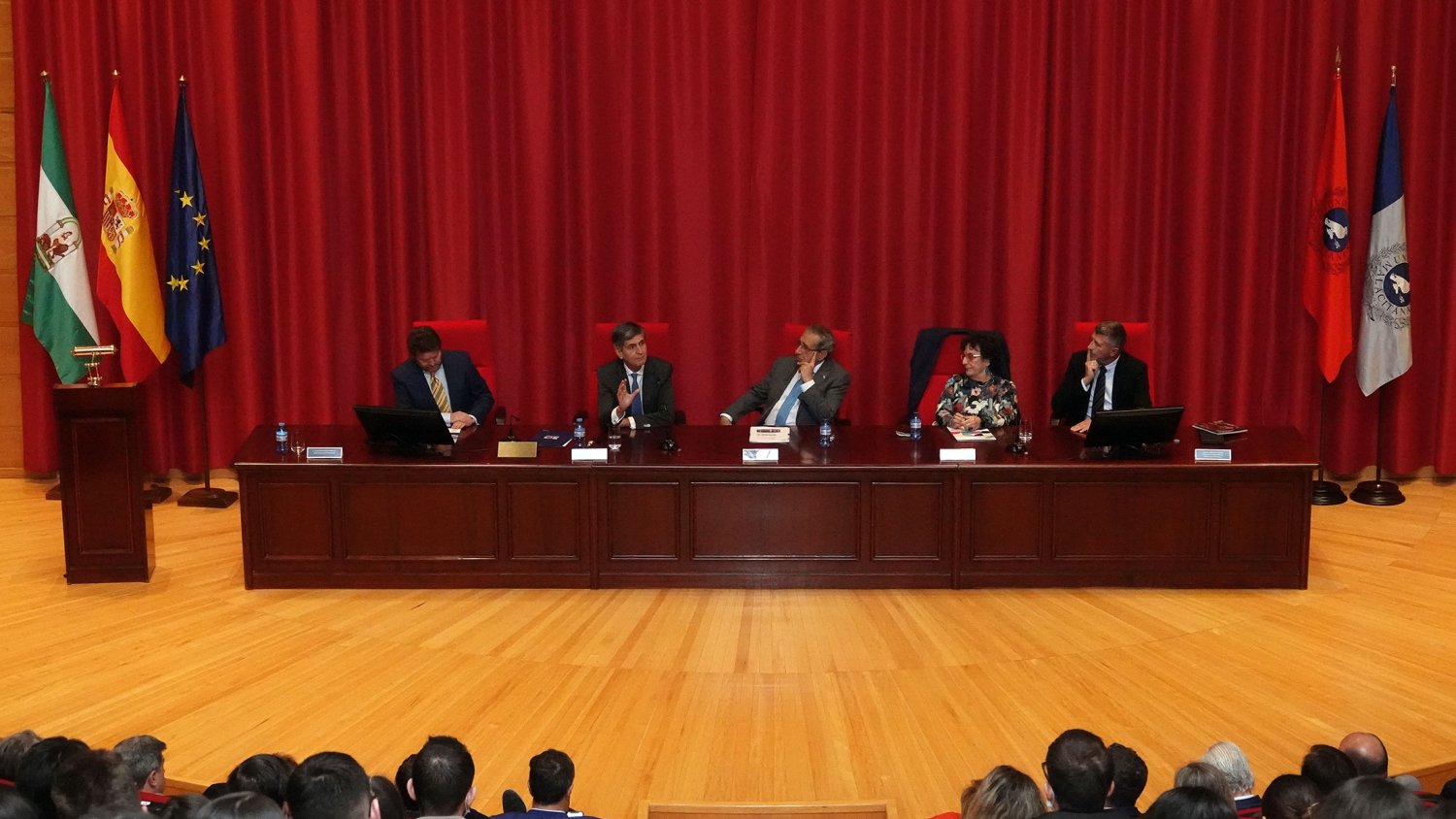 UMA.- Pedro González-Trevijano imparte una conferencia en la Facultad de Derecho