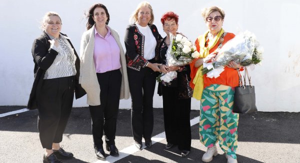 La imagen de la Virgen del Carmen vuelve a su templete en el Puerto Deportivo de Marbella