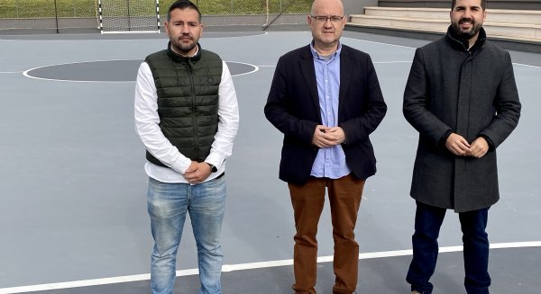 Deportes de Vélez-Málaga realiza mejoras en las instalaciones municipales de Caleta de Vélez
