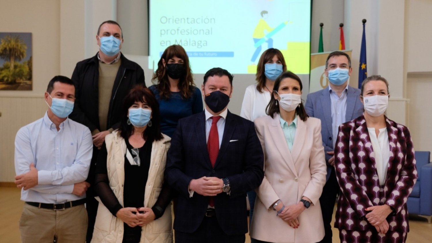 La Junta, Caixabank Dualiza y la Asociación Arrabal impulsan la orientación del futuro