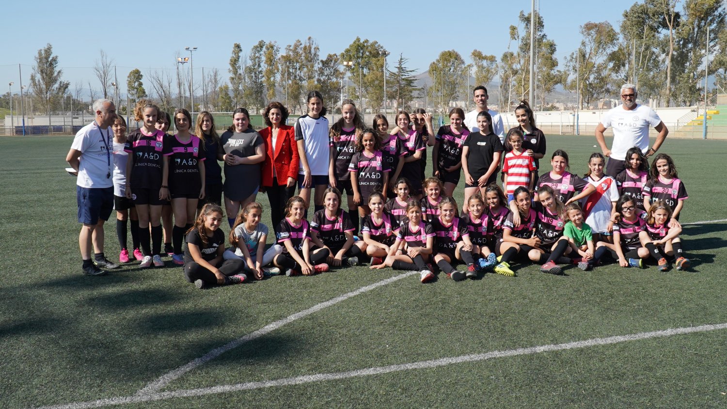 PSOE pide instalaciones deportivas para el fútbol femenino en la ciudad de Málaga