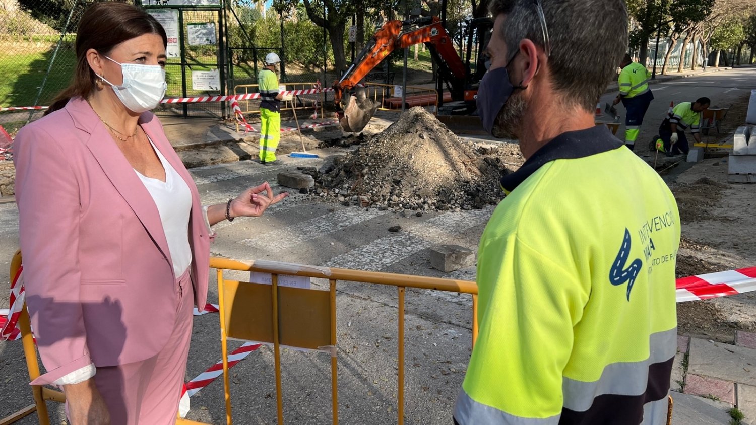 Fuengirola crea un paso de peatones elevado en la calle Alcalá Galiano de Los Pacos