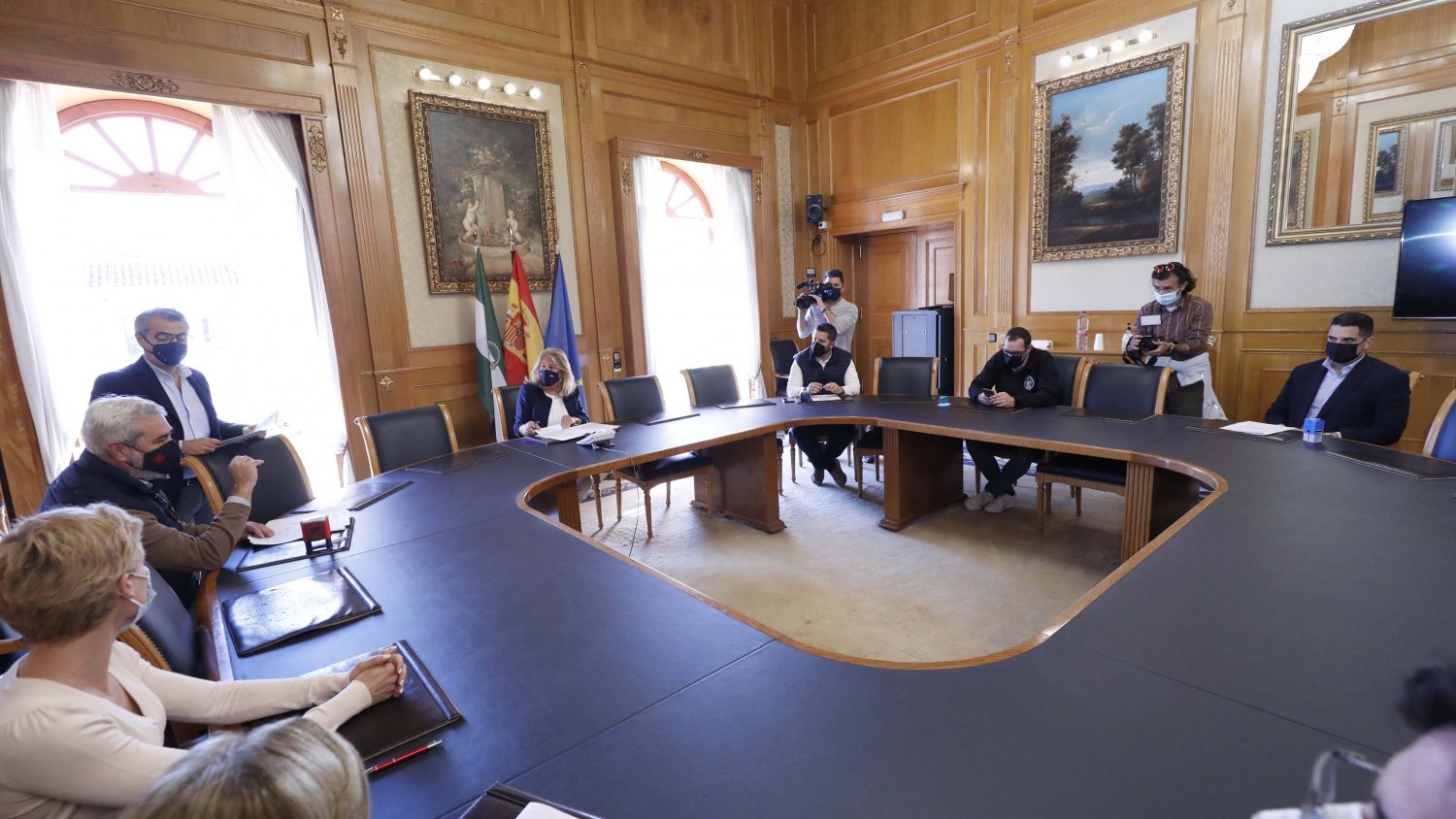 Marbella firma convenios de colaboración con las siete cofradías de pasión