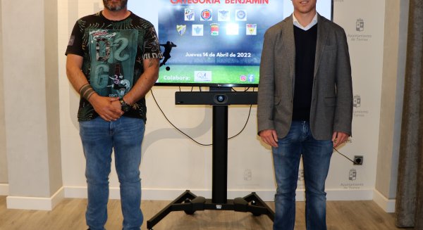 Torrox celebra su VI Torneo de fútbol de Semana Santa