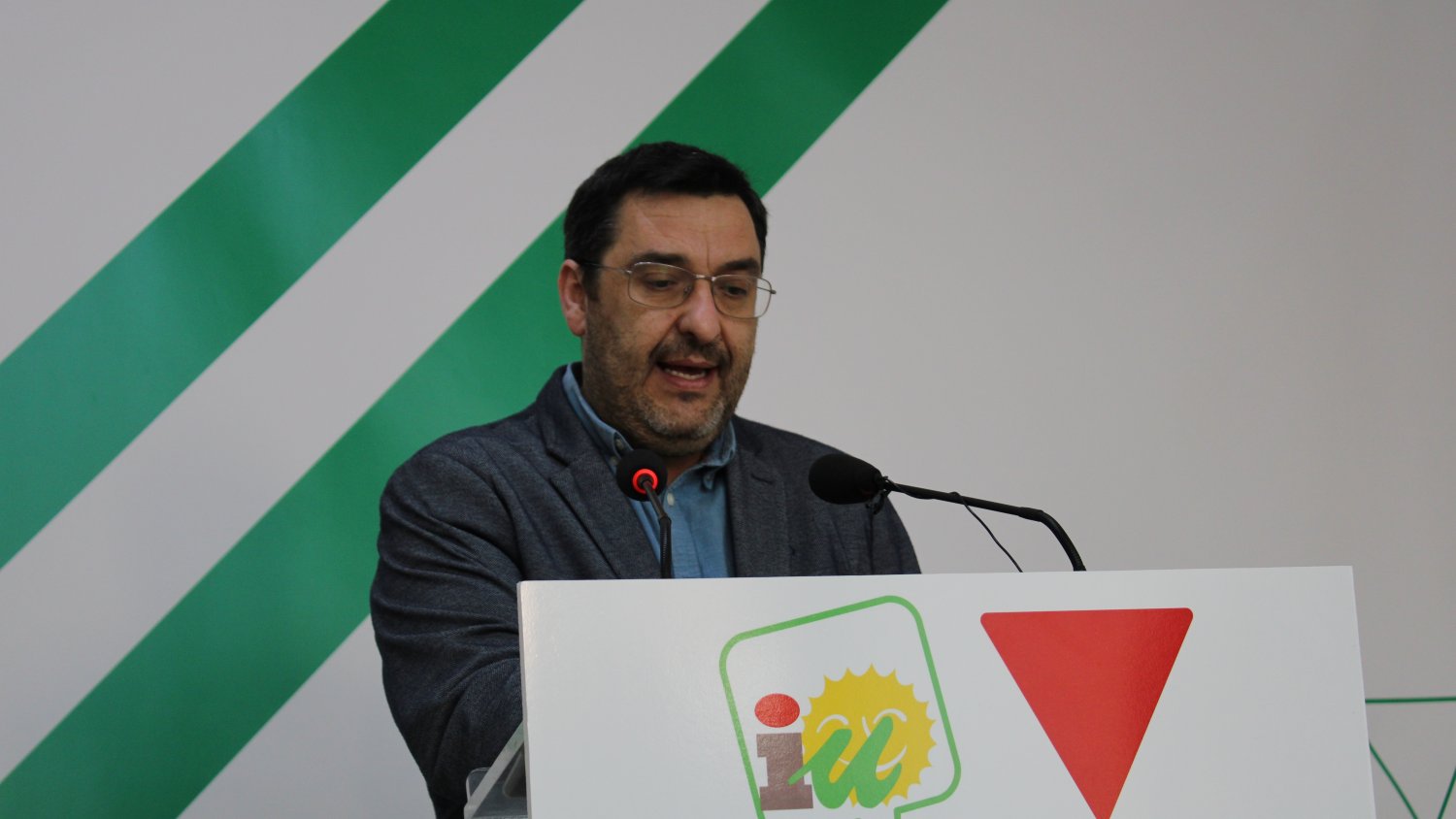 IU acusa a Moreno de 