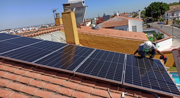El programa ‘Andalucía es más’ se cierra impulsando 21.500 actuaciones de mejora energética
