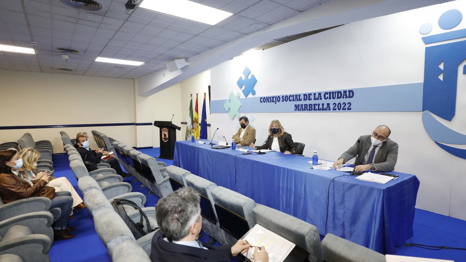 Ángeles Muñoz informa de la situación actual de los proyectos de estabilización de las playas