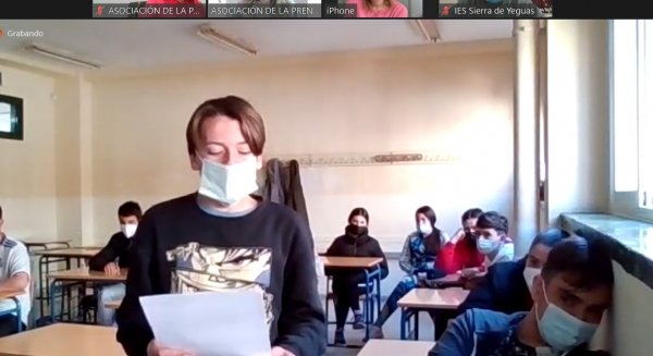 Andrea Ropero: “Los periodistas no estamos para señalar a nadie sino para buscar respuestas”