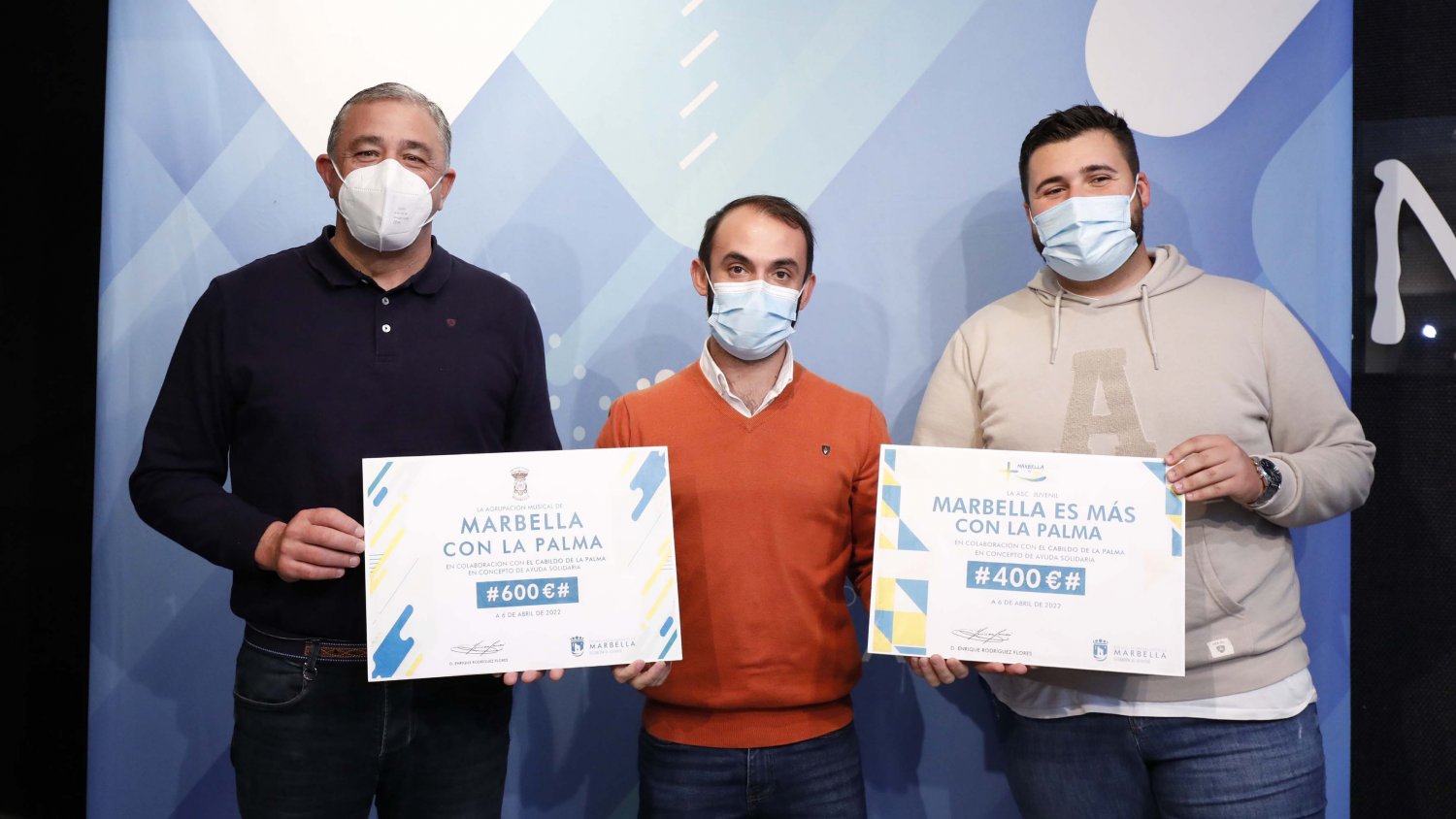 La Asociación ‘Marbella es Más’ recauda más de mil euros para los  afectados en La Palma