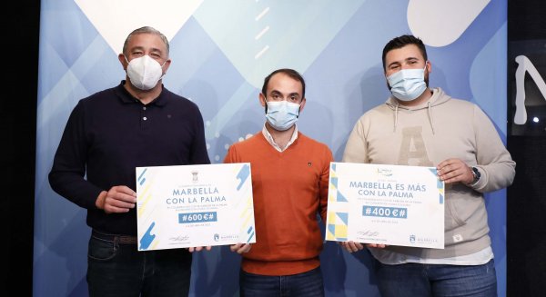 La Asociación ‘Marbella es Más’ recauda más de mil euros para los  afectados en La Palma