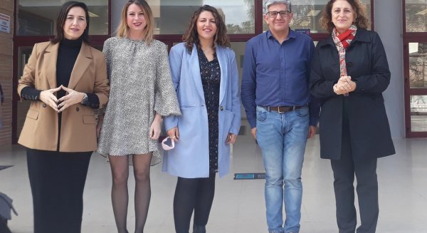 Periodistas expertos en comunicación sanitaria abogan por la formación y la transparencia para combatir la desinformación