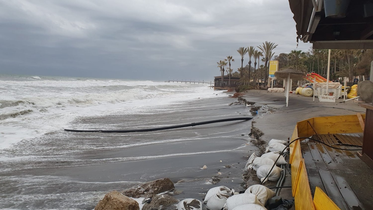 Marbella urge al Gobierno central  “a reaccionar y a ejecutar los espigones”