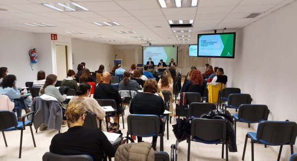 Más de 50 profesionales participan en una jornada sobre calidad y certificación en atención infantil temprana