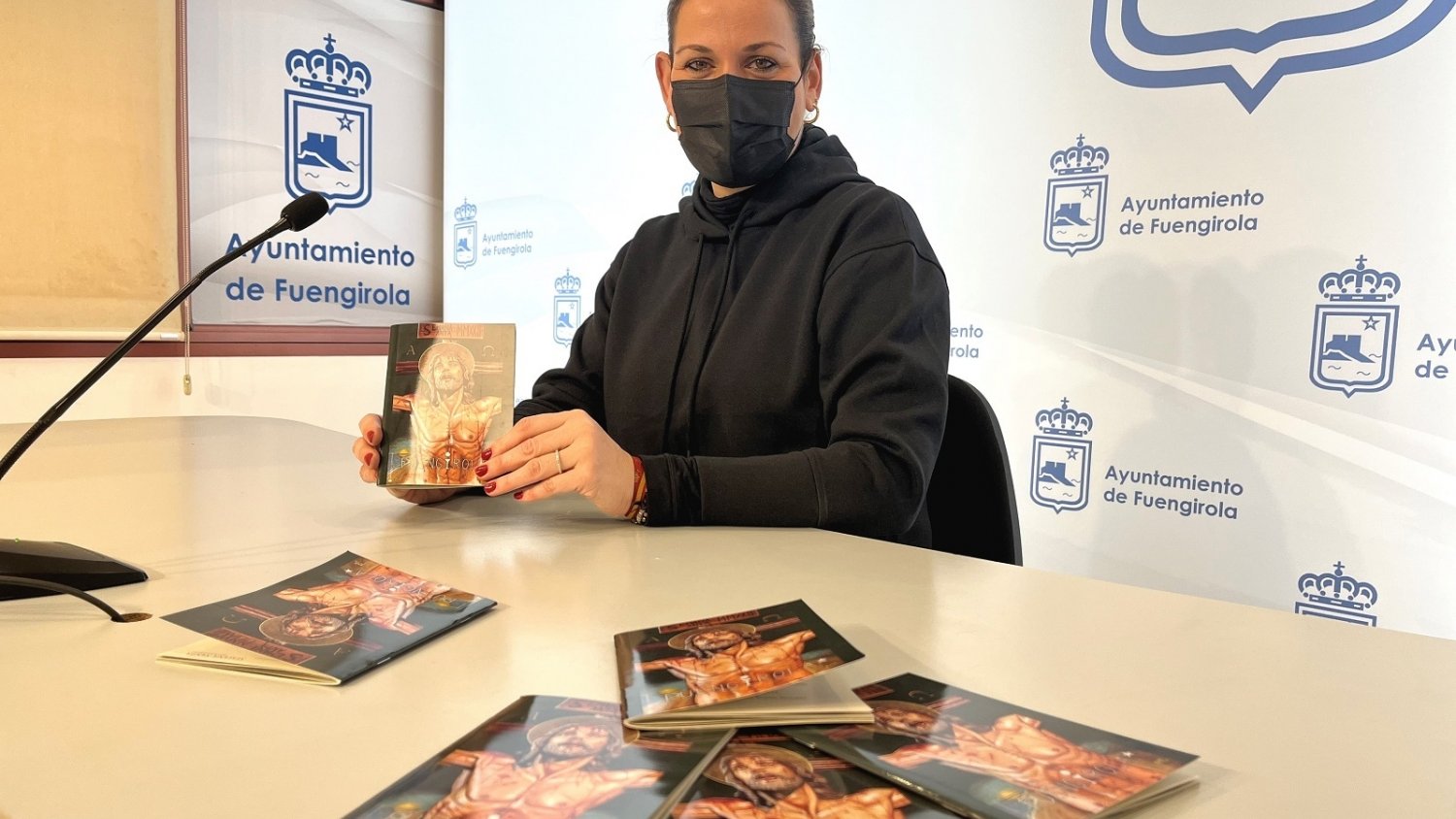 Fuengirola edita 10.000 guías de bolsillo con toda la información sobre Semana Santa