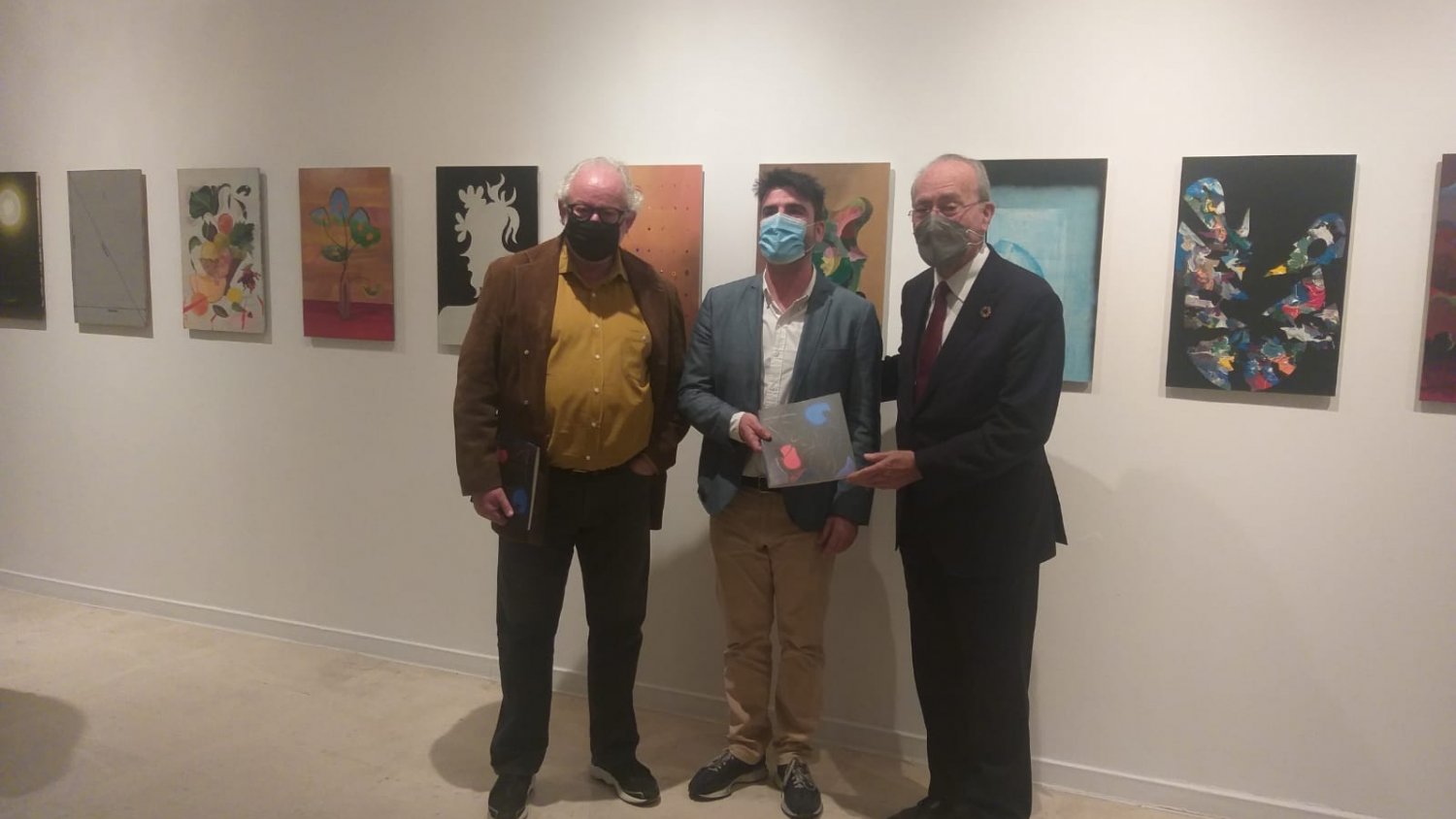 El artista sevillano Cristóbal Quintero presenta su muestra '99 cosas' en el CAC