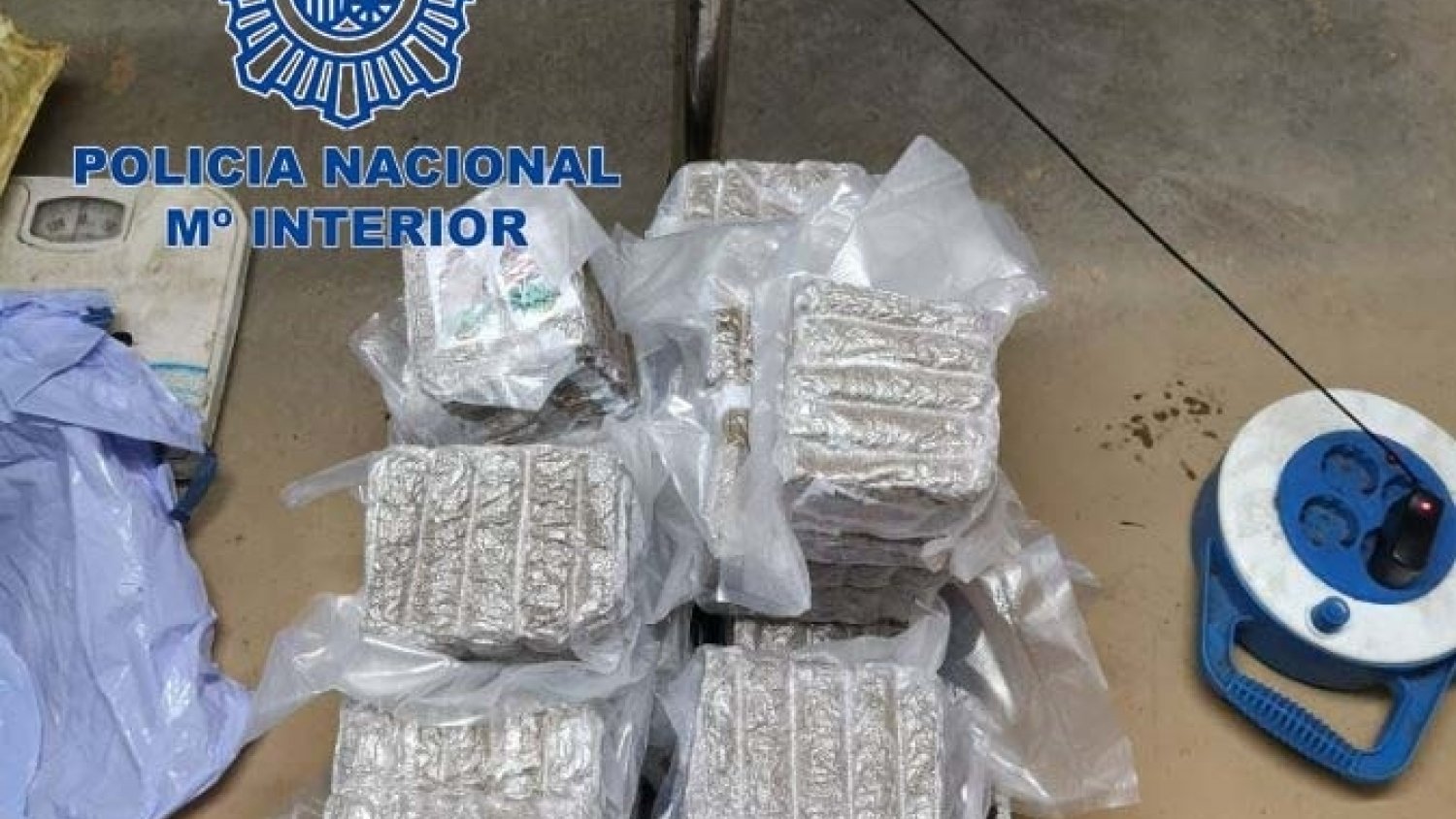 Policía Nacional intercepta un transporte de de sustancias estupefacientes