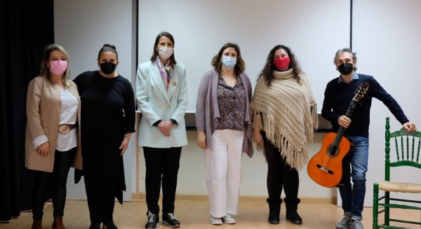 El IES Pablo Picasso de Málaga acerca el flamenco al alumnado mediante el proyecto Artistas en el Aula