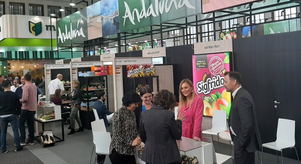 Extenda congrega en la Feria Fruit Logística de Berlín a medio centenar de empresas andaluzas