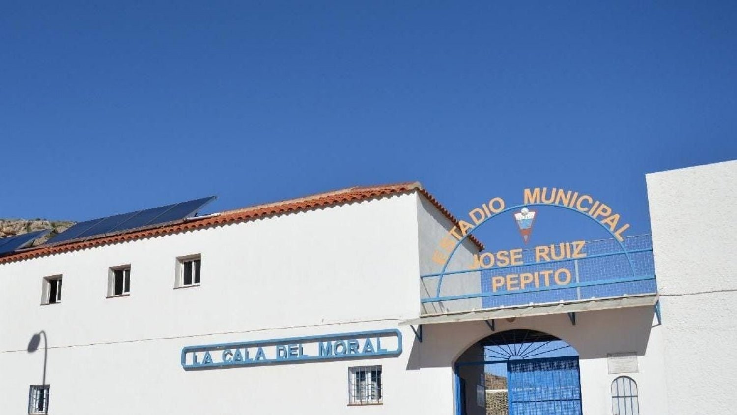 Rincón de la Victoria amplía la red de desfibriladores con la adquisición de cuatro nuevas unidades