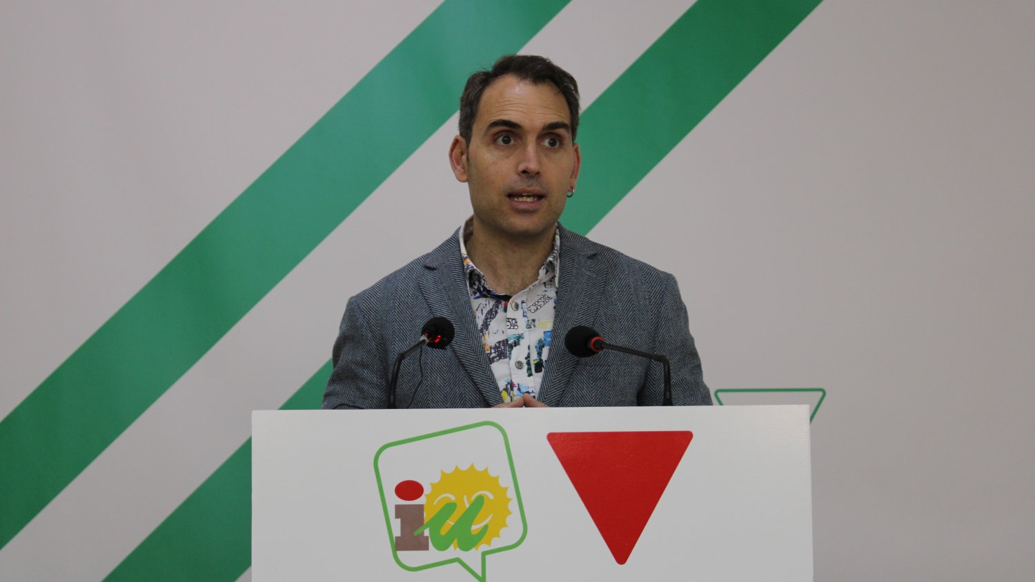 Valero acusa a PP y PSOE por no poner “una posición firme” para  “la gestión de Unicaja para Andalucía”