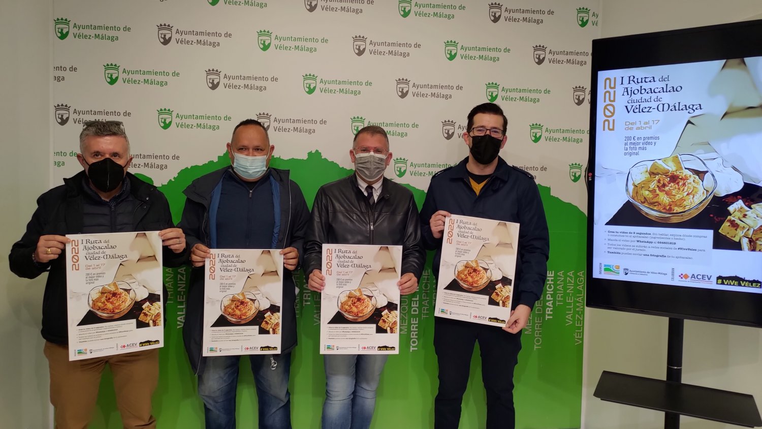 Vélez-Málaga presenta la  primera edición de la 'Ruta del Ajobacalao'