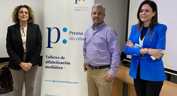 Estepona colabora con la Asociación de la Prensa de Málaga en el desarrollo de ‘Prensa sin Edad’