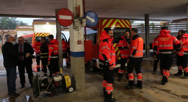 Diputación envía a Ucrania tres furgonetas del CPB con 3.000 kilos de material de técnico de emergencias